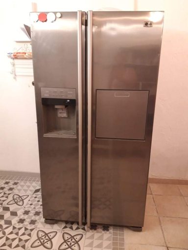 grand frigo US à disposition